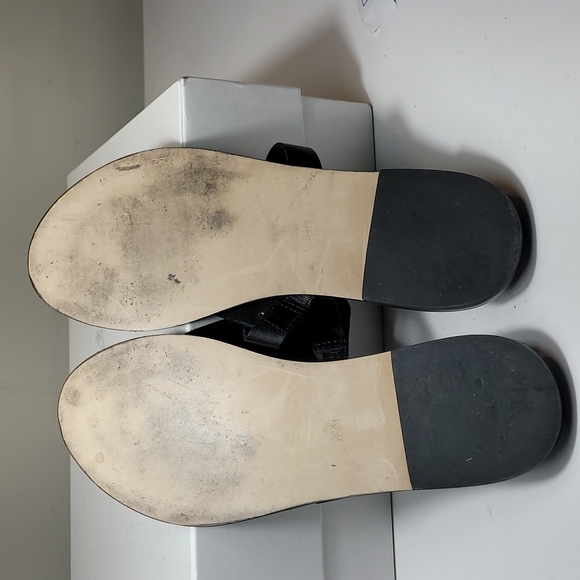 BCBG Athena black leather with gold hardware size 8.5M - Picture 7 of 8